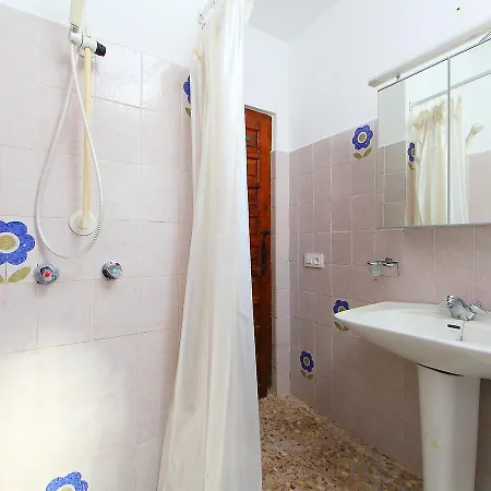 Casa Negrita By Interhome 펜션 베니싸